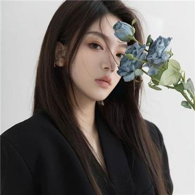 药屋少女的呢喃